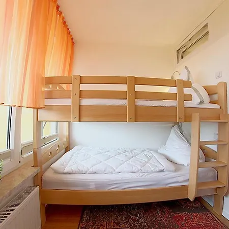 338 Apartment